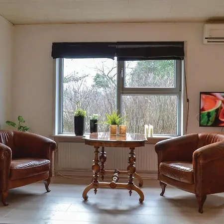 Two-bedroom Holiday In Ferienhaus